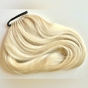 Elastic Ponytail Hair Extension, Lightest Neutral Blonde #613, NEW! 24 inches